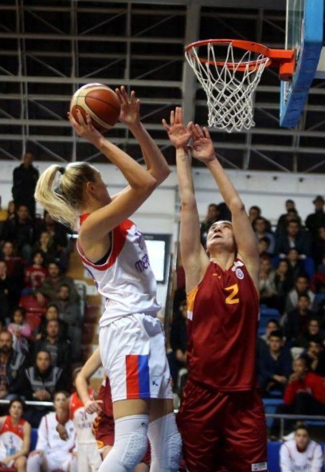 Mersin Büyükşehir Belediyespor-Galatasaray: 70-71