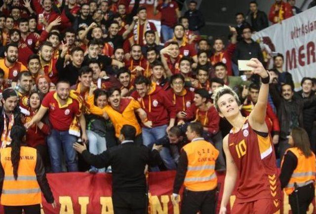 Mersin Büyükşehir Belediyespor-Galatasaray: 70-71