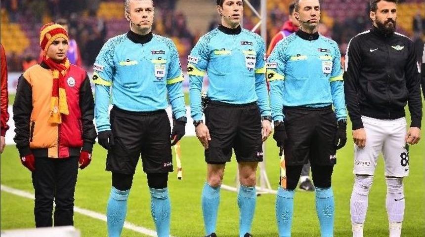 Burak Tolunay Sekin, Seremonide