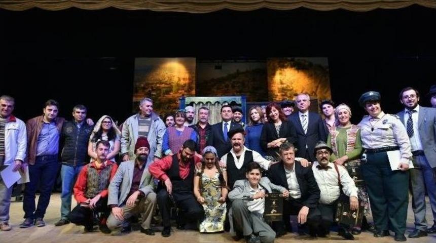 Kepez&rsquo;de &rsquo;keşanlı Ali Destanı&rsquo; Oyunu Sergilendi