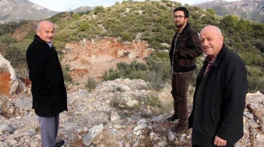 Fethiye'de Taş Ocağı I&ccedil;in Y&uuml;r&uuml;tmeyi Durdurma