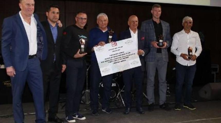 Golfmad Pro-Am Turnuvası'nda Zafer Mcgrane'nin Oldu