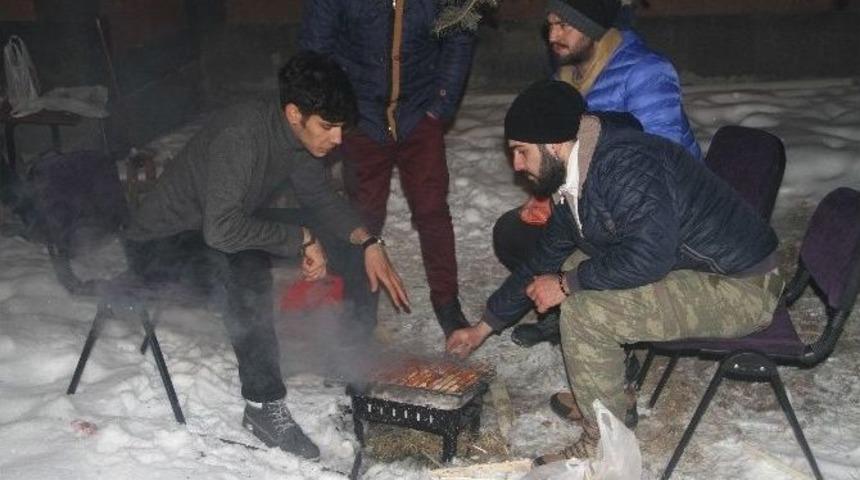 Eksi 20 Derecede Mangal Keyfi