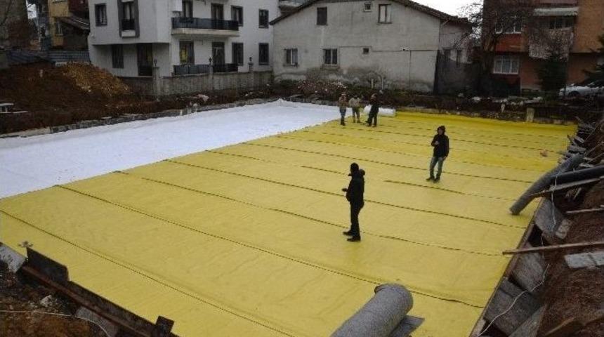 İzmit&rsquo;te 1 Milyon 984 Bin Tl&rsquo;lik Gen&ccedil;lik Merkezi Projesi