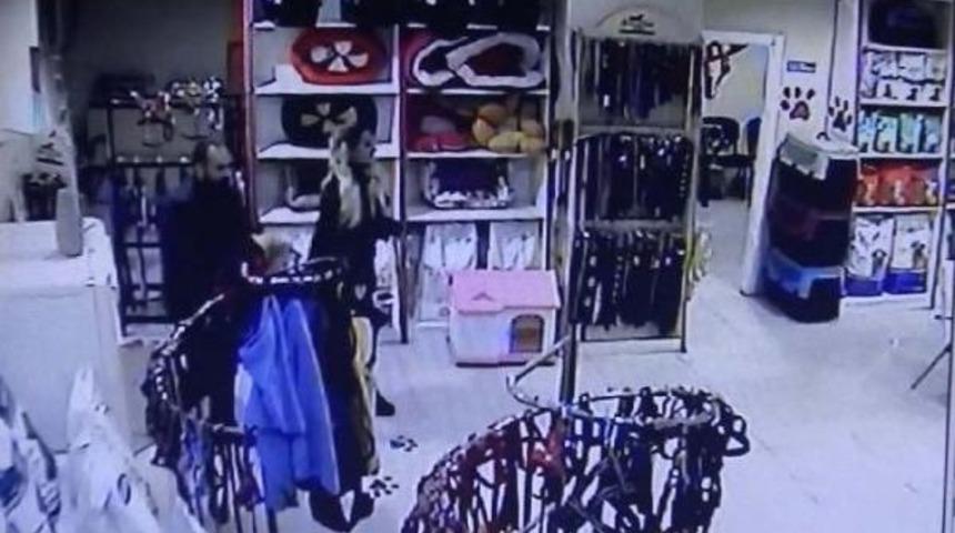 &Ccedil;aldıkları K&ouml;peği Veterinerde Tıraş Ettirirken Yakalandılar