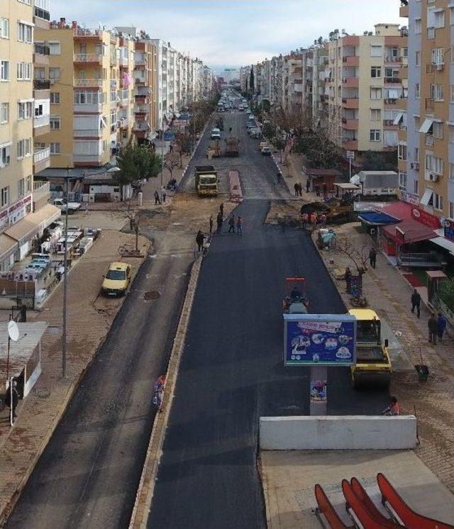 Muratpaşa Belediyesi Zambak Caddesi’ndeki Çalışmalarını Tamamladı