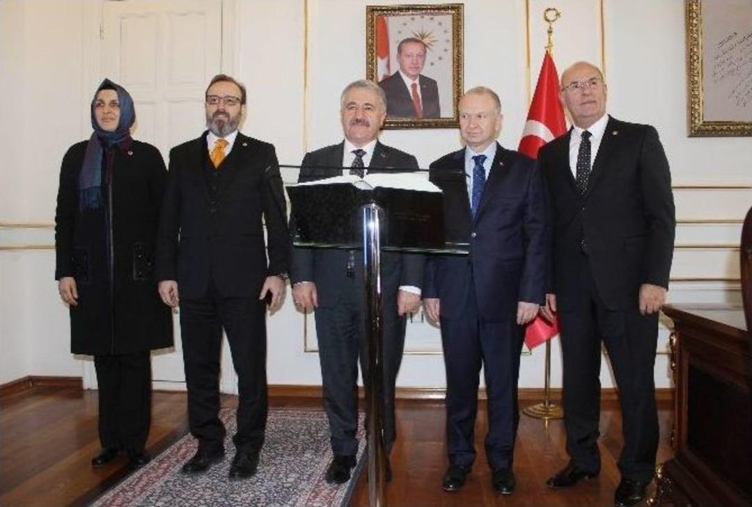 Bakan Arslan: "d&uuml;nyanın En B&uuml;y&uuml;k K&ouml;pr&uuml;s&uuml;n&uuml; Yapmış Olacağız"