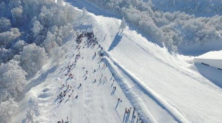 Kartepe'de G&uuml;neş Ve Kar Keyfi