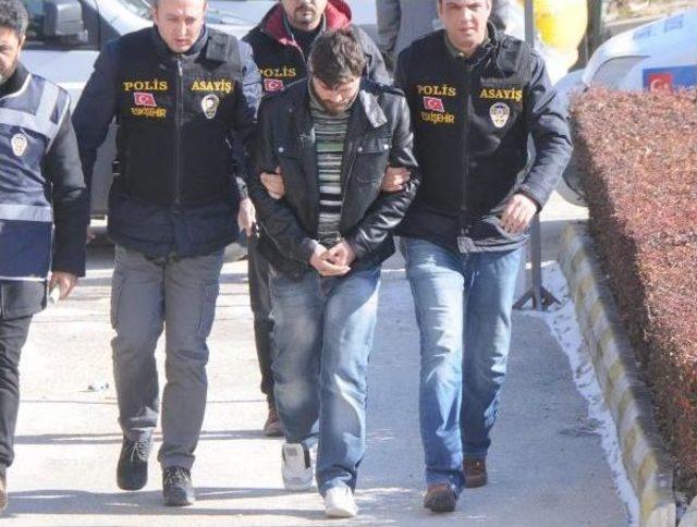 Babasını Av T&uuml;feğiyle &Ouml;ld&uuml;rd&uuml; 2