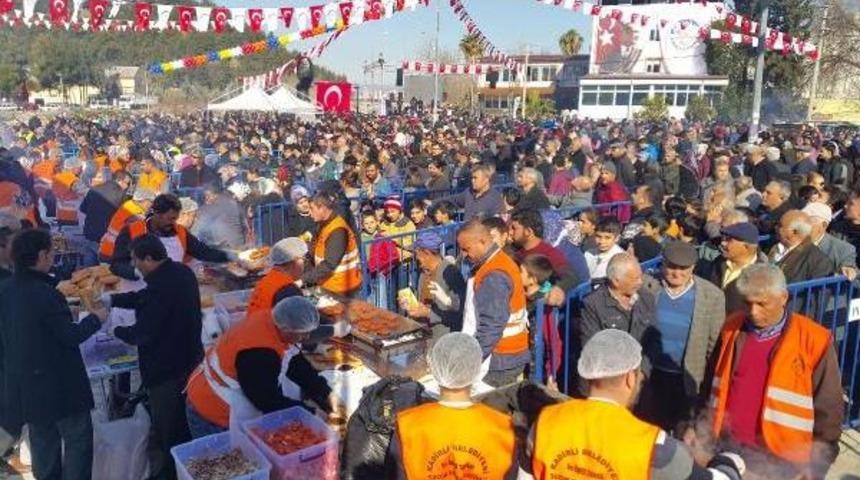 Sucuk Ekmek Festivali B&uuml;y&uuml;k Ilgi G&ouml;rd&uuml;