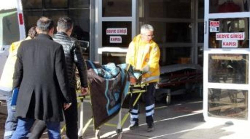 El Bab&rsquo;da Yaralanan Asker T&uuml;rkiye&rsquo;ye Getirildi