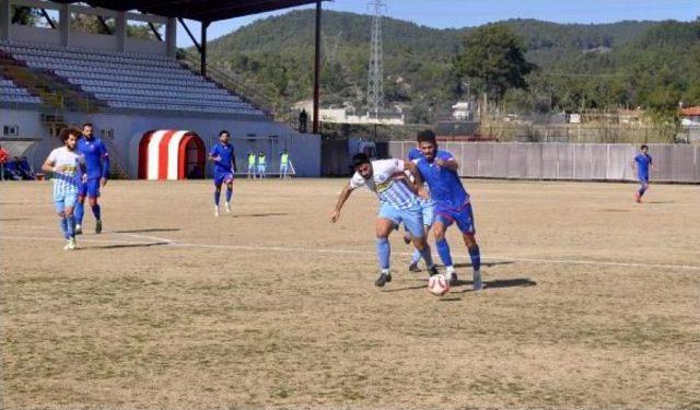 Manavgatspor-Kütahyaspor: 0-0