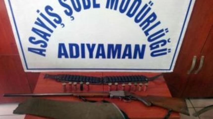 Girdiği İkametten Para Ve T&uuml;fek &Ccedil;alan Hırsız Yakalandı