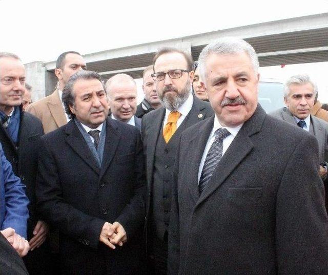 Bakan Arslan, Muratlı Bölünmüş Yolunda İncelemelerde Bulundu