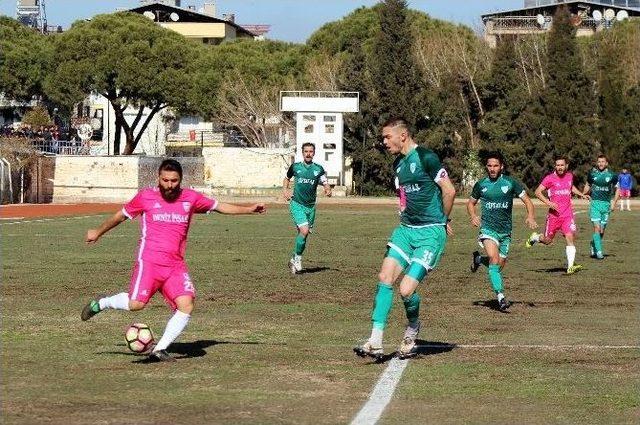 Salihli Kocaçeşmespor, Yeşilova’yı Rahat Geçti