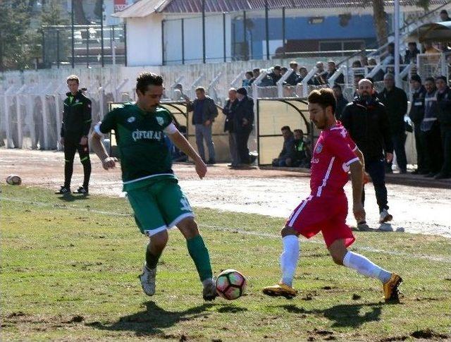 Salihli Kocaçeşmespor, Yeşilova’yı Rahat Geçti