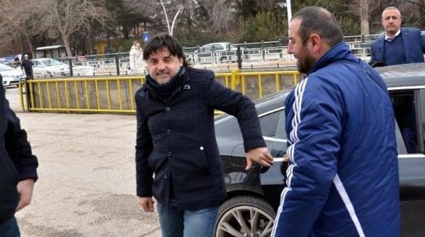 Teknik Direkt&ouml;r Suat Kaya, Polise K&uuml;f&uuml;rettiği Iddiasıyla Ifade Verdi