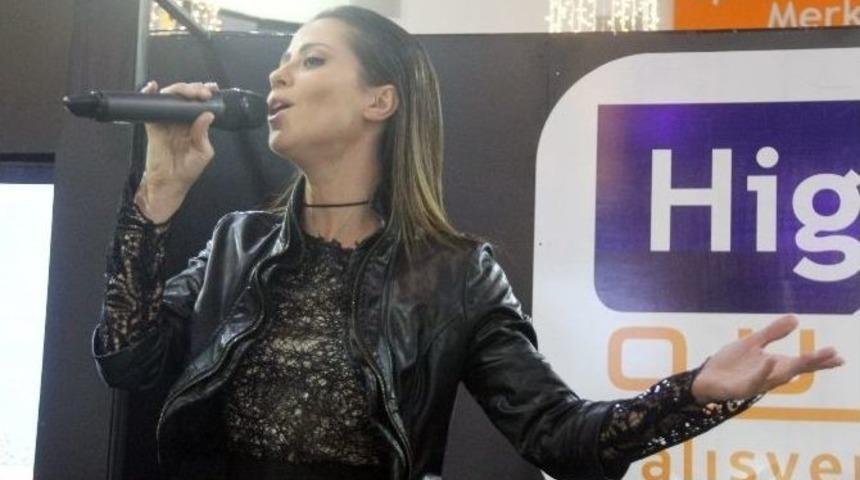 Bolu&rsquo;da Derya Uluğ R&uuml;zgarı Esti