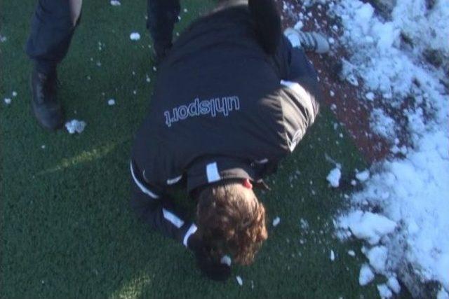 Malatya Derbisinde Kavga &Ccedil;ıktı 2