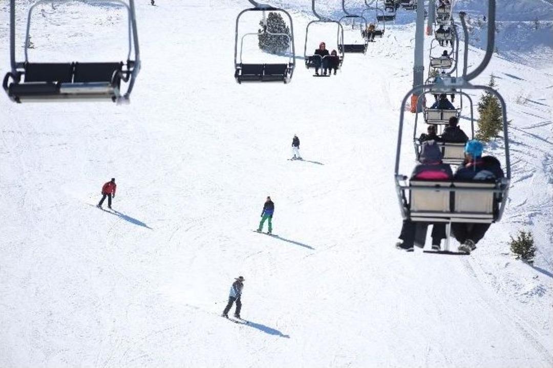 Davraz&rsquo;a Yarı Yıl Tatilinde Ziyaret&ccedil;i Akını