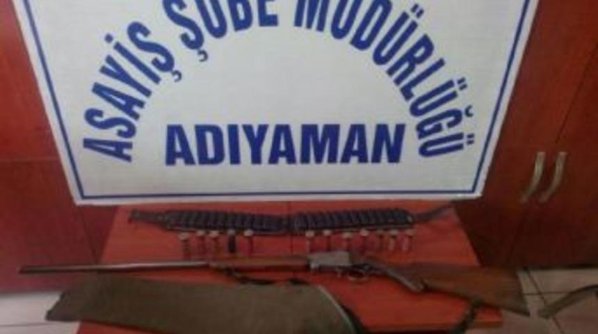 Adıyaman'da, Evden T&uuml;fek Ve Para Hırsızlığına Tutuklama