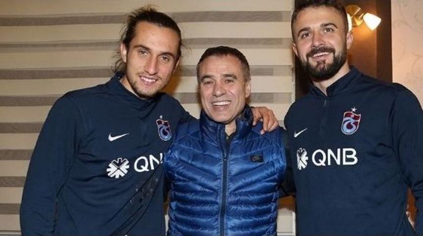 Onur Ve Yusuf Yazıcı&rsquo;ya Kutlama