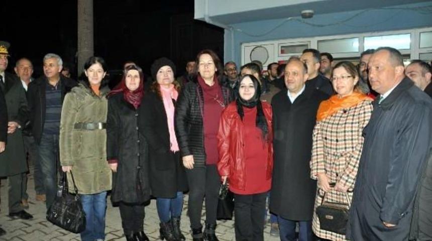 Bakan Işık: Almanya Fet&ouml;'c&uuml; 40 Subayı Iade Etmelidir (3)