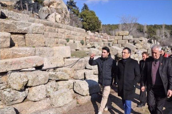 Milas Kaymakamı Arslan’dan Kargıcak’a Ziyaret G4