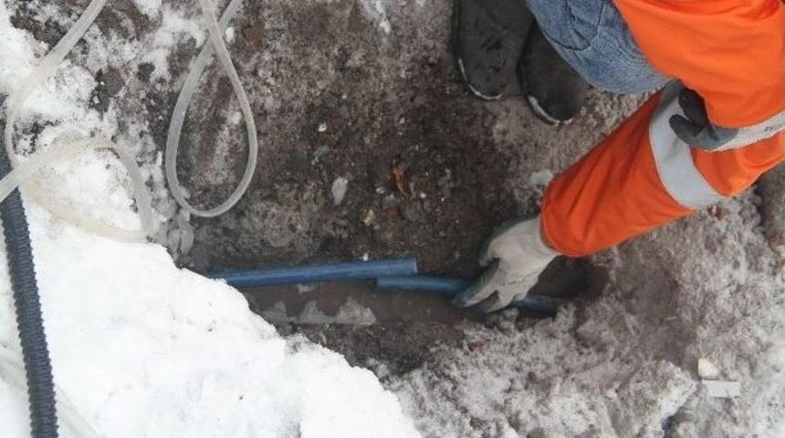 Sibirya Soğukları Nedeniyle Donan Su Şebekelerine Buharlı &Ccedil;&ouml;z&uuml;m