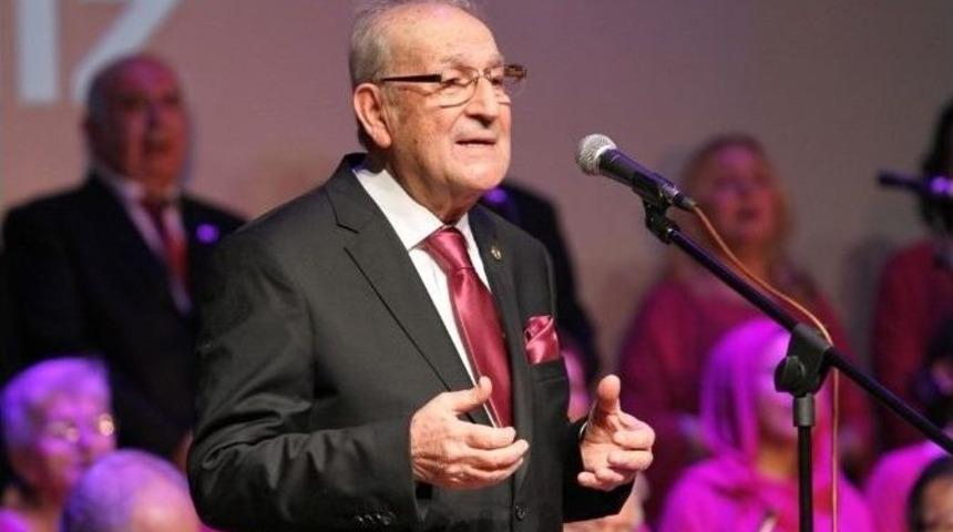 T&uuml;rk Sanat M&uuml;ziği Korosu Konserine Vatandaşlardan Yoğun İlgi