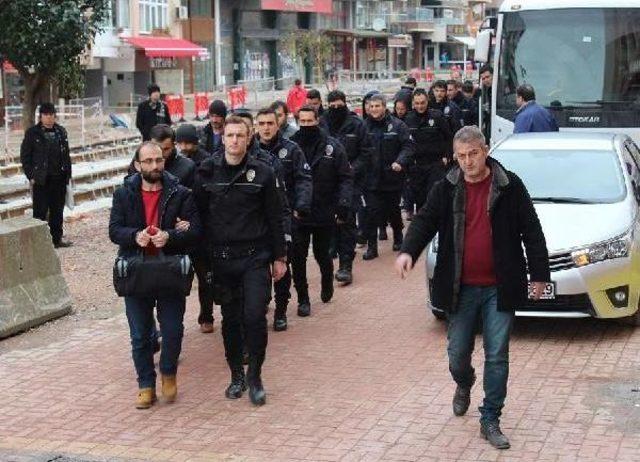 Kocaeli'de 12 Fetö Şüphelisi Adliyeye Sevk Edildi