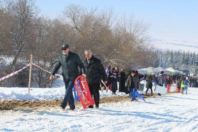 İnönü Belediyesi’nin 2. Kızak Şenliği Gerçekleşti