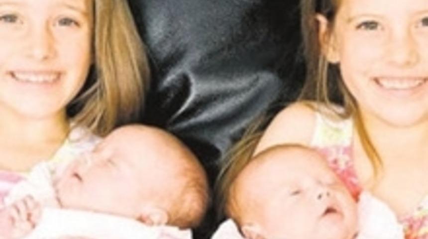 İkinci Kez İkizleri Oldu!