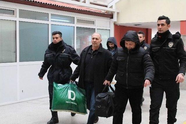 Kocaeli’de Fetö’den 34 Kişi Adliyeye Getirildi