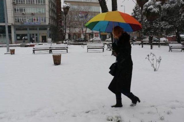 Kar Altındaki Samsun'a Çığ Ve Zirai Don Uyarısı