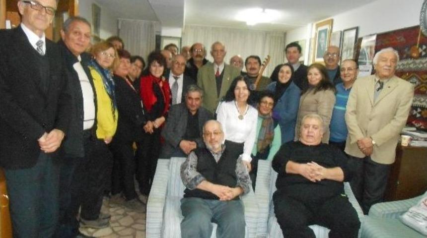 Eskişehirli Şair Ve Ozanlar &lsquo;c&uuml;zzam Haftası&rsquo;nı Şiir Ve T&uuml;rk&uuml; Etkinlikleri İle Kutladı