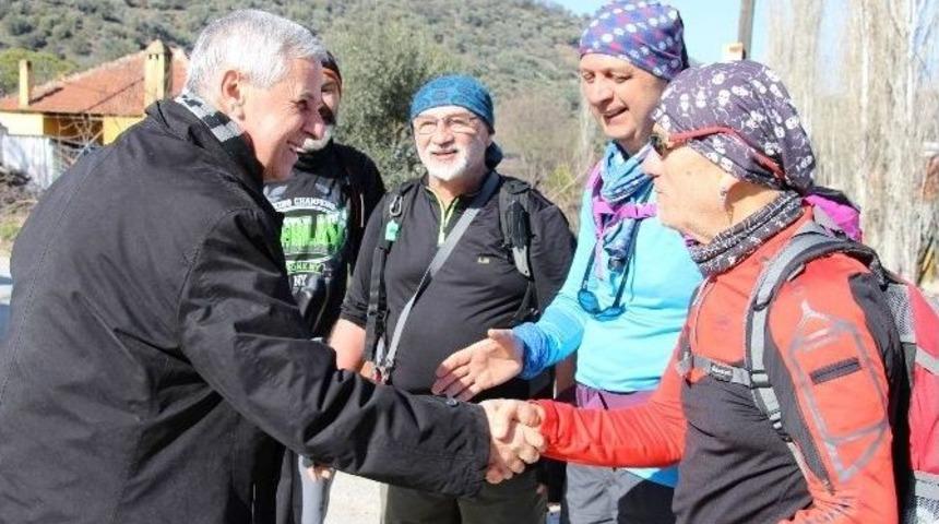 B&ouml;lge Doğaseverleri S&ouml;ke Belediyesi&rsquo;nin Y&uuml;r&uuml;y&uuml;ş&uuml;nde Buluştu