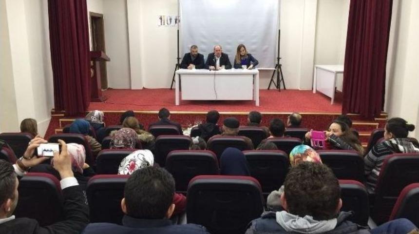 Ak Parti Mihalı&ccedil;&ccedil;ık İl&ccedil;e Danışma Meclisi Toplantısı Yapıldı