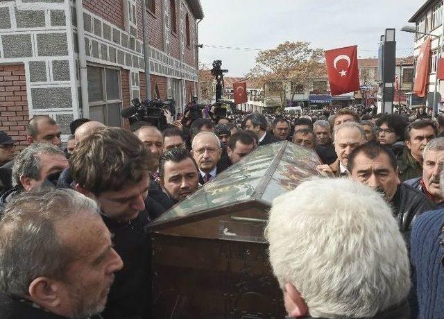 Chp Güdül İlçe Başkanı Uğur Öngay Son Yolculuğuna Uğurlandı