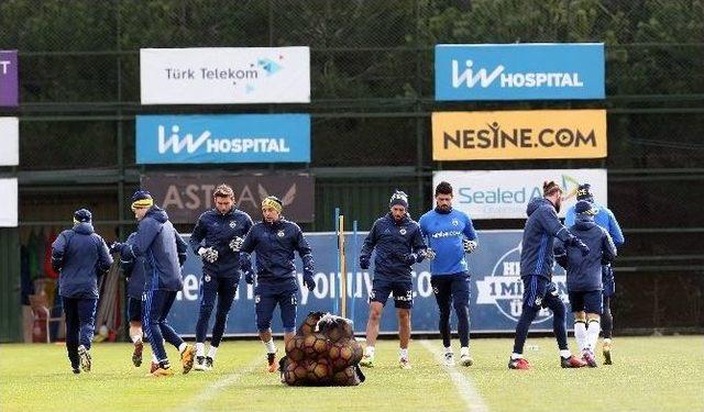 Fenerbahçe’de Derbi Mesaisi Başladı