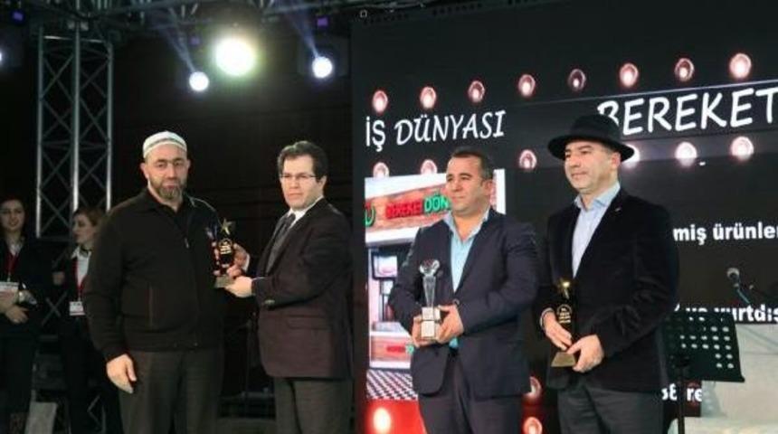 Yılın Başarılı Işadamına &Ouml;d&uuml;l