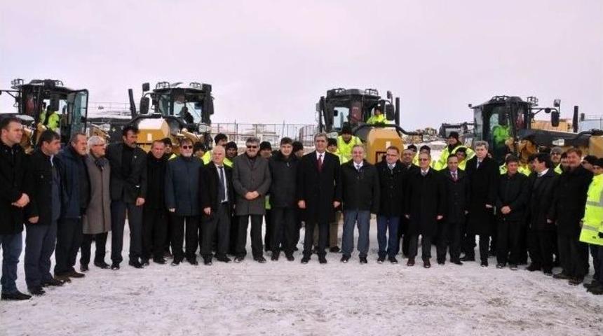 Karaman&rsquo;da İl &Ouml;zel İdaresine Alınan Yeni Ara&ccedil;lar T&ouml;renle Hizmete Başladı