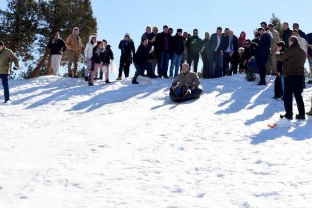 Başkan Sözlü, Karda Lastikle Kaydı