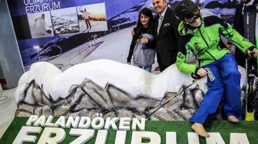 Başkan Topbaş Erzurum Standını Ziyaret Etti