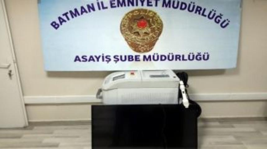 Batman&rsquo;da Hırsızlık Zanlısı 2 Şahıs Tutuklandı