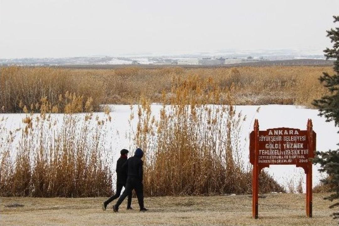 Başkentin Ayazı Sibirya&rsquo;yı Aratmıyor
