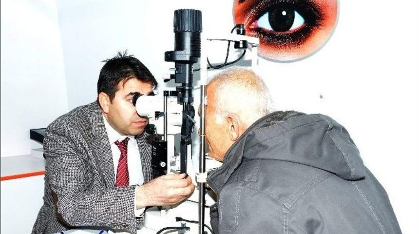 Gezici G&ouml;z Sağlığı Ara&ccedil;ları İle Yaklaşık 4 Bin Kişiye Sağlık Hizmeti Verildi