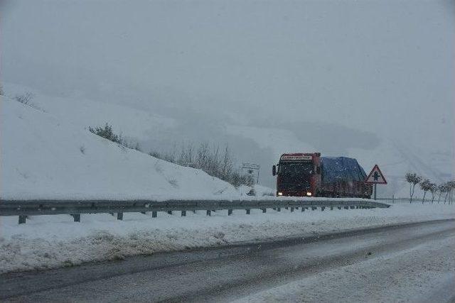 Sinop’ta 134 Köy Yolu Ulaşıma Kapandı