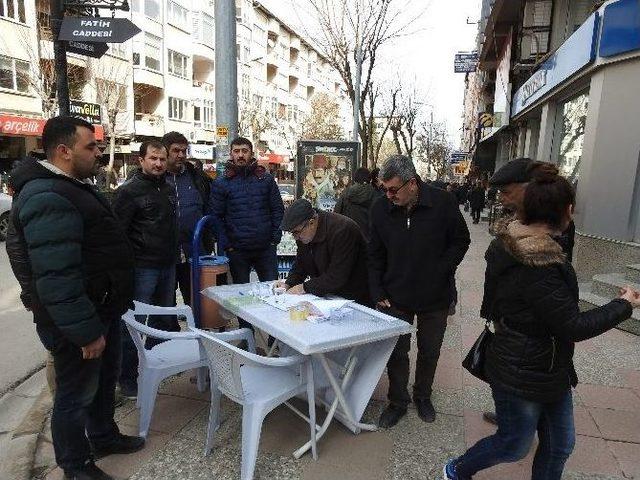 Somalı Madencilerden İmza Kampanyası