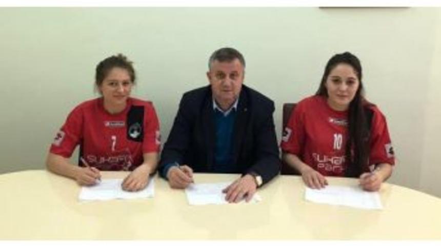 Osmangazi Belediyespor Buse Ve Menekşe Uyan Kardeşleri Transfer Etti